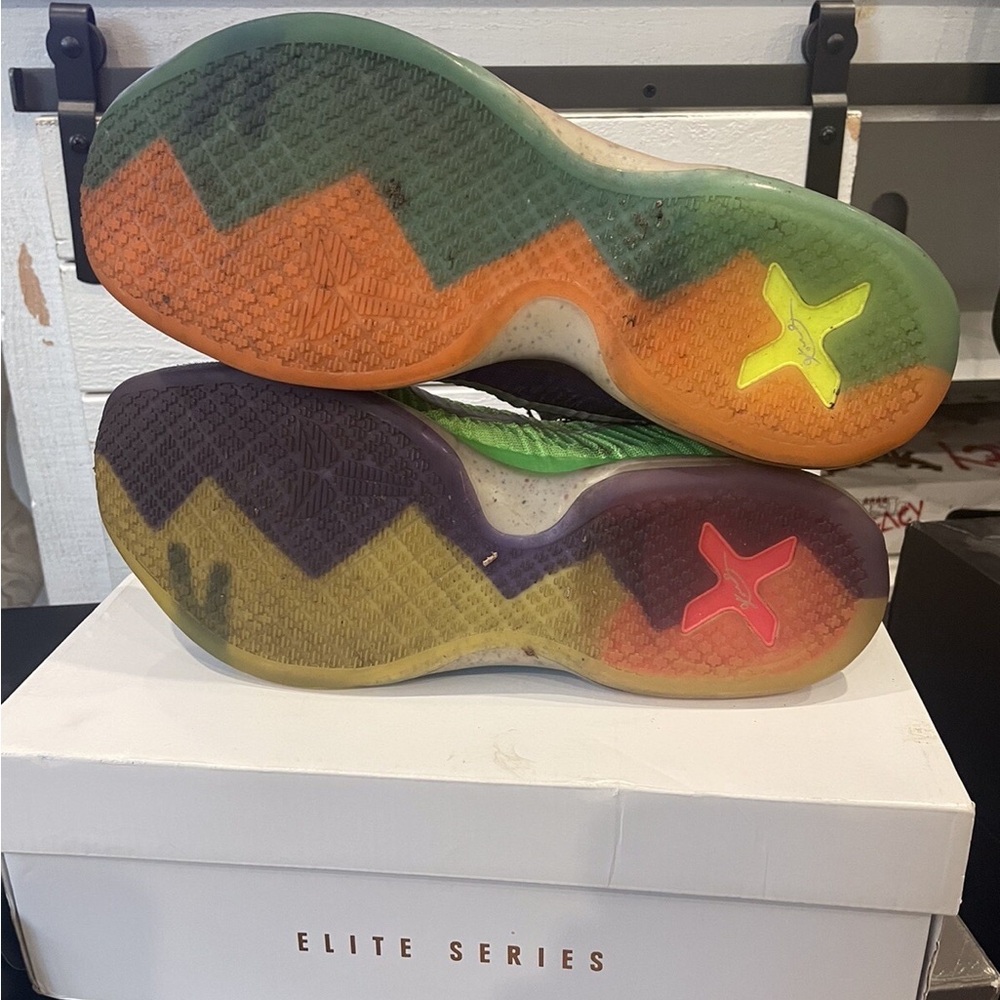 Kobe 10 Elite High What The BRAND NEW! IN HAND!!!